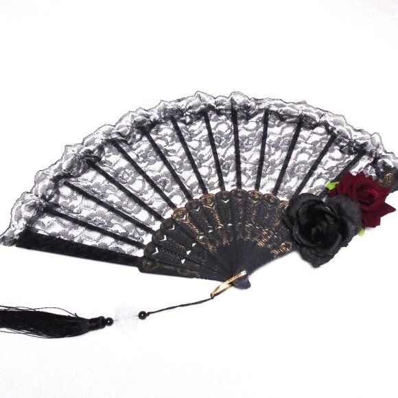 Hand fan black lace with roses and tussle NEW - Picture 1 of 7